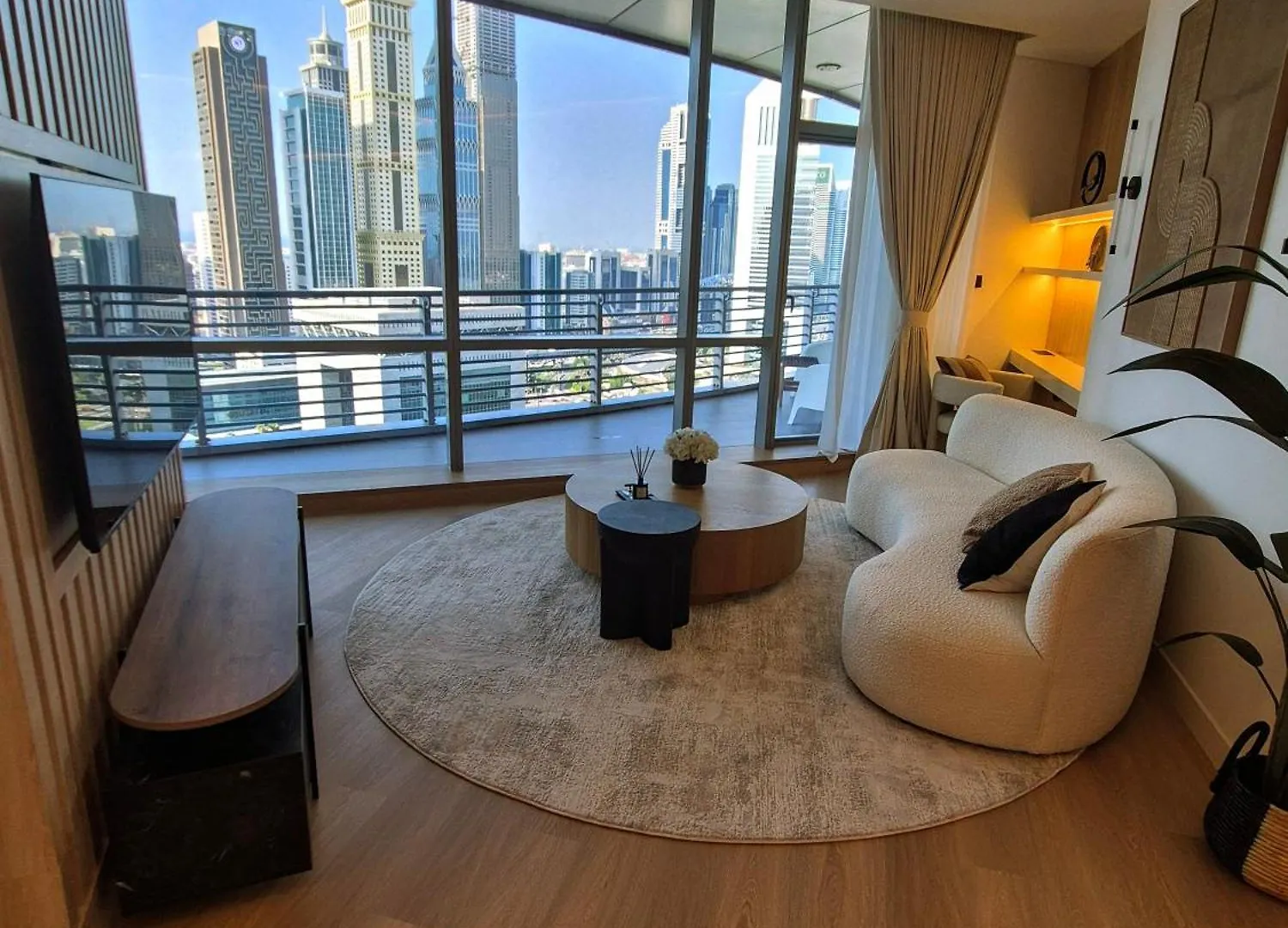 85M2 En Suite, Difc Dubai